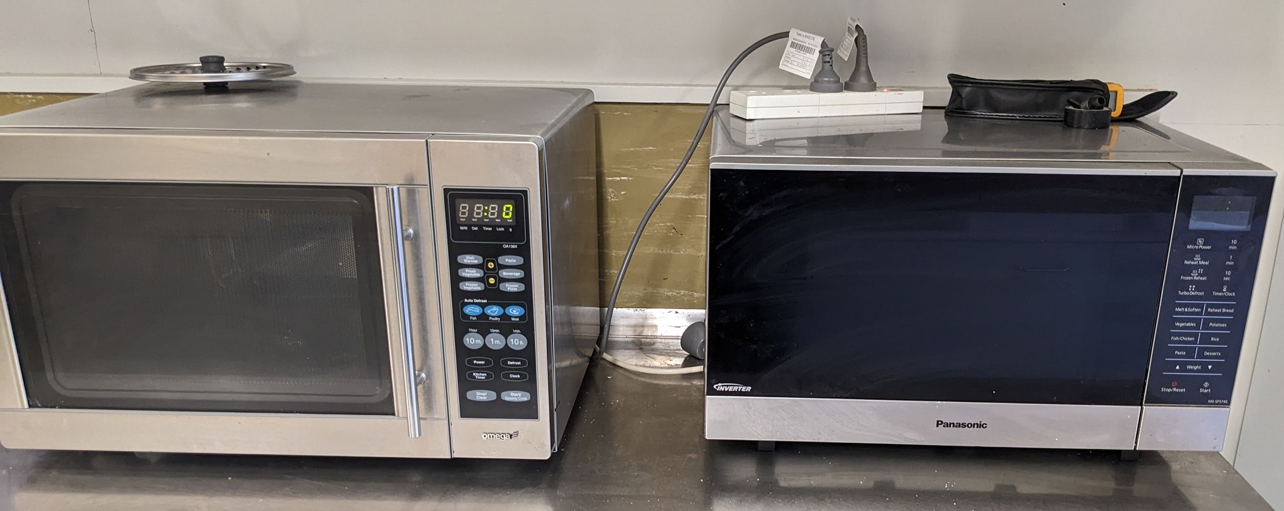 Twin Microwaves